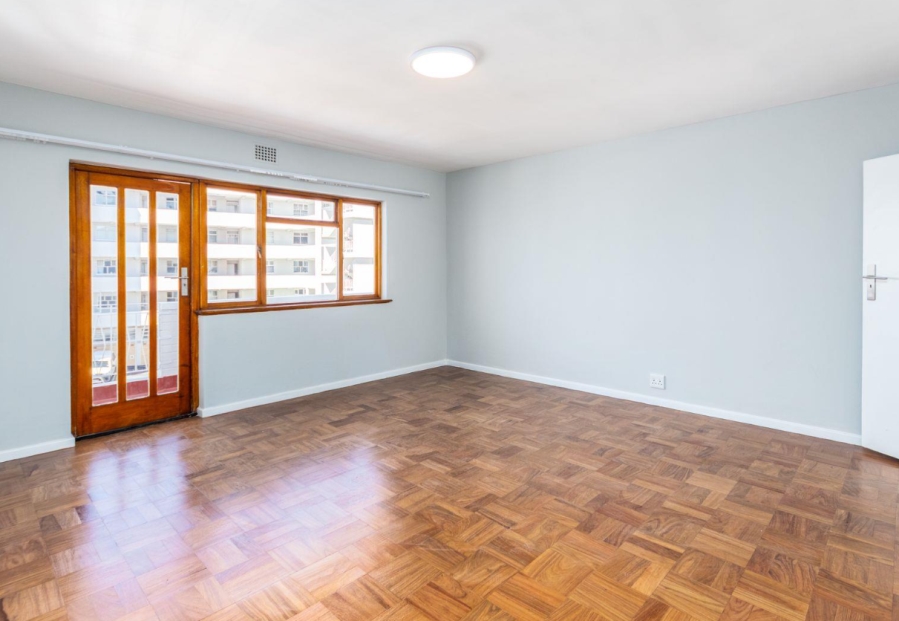 To Let 2 Bedroom Property for Rent in Sea Point Western Cape